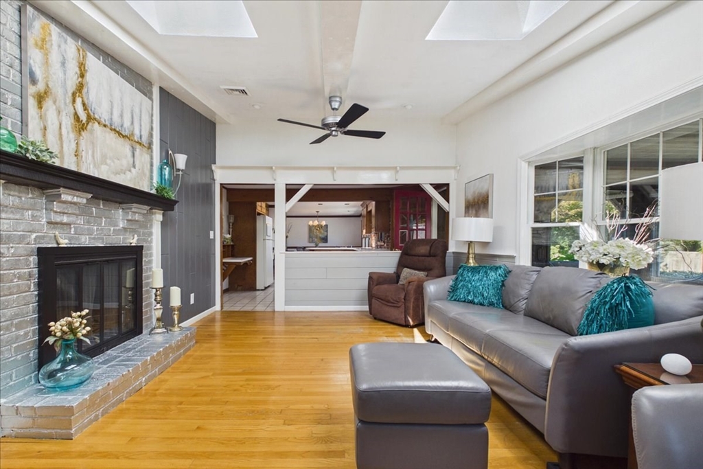 26 Hanover Street Property Photo 16