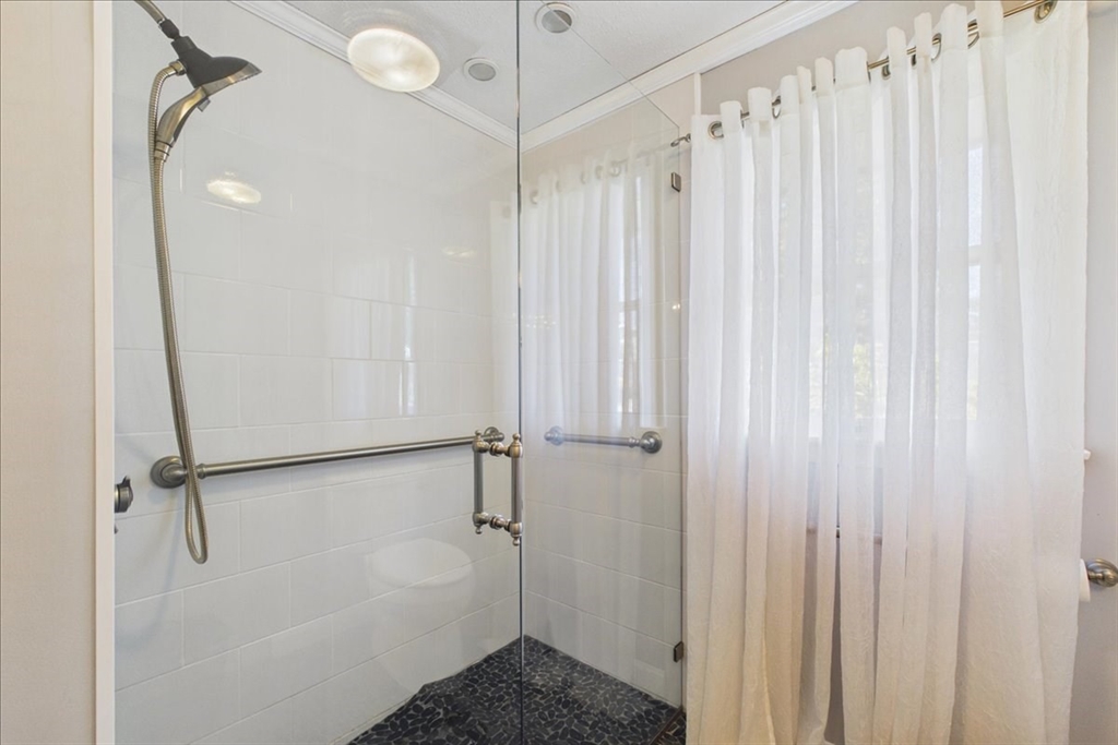 26 Hanover Street Property Photo 35