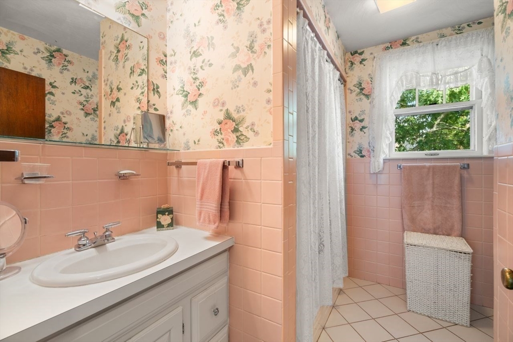 11 Hampden Street Property Photo 19