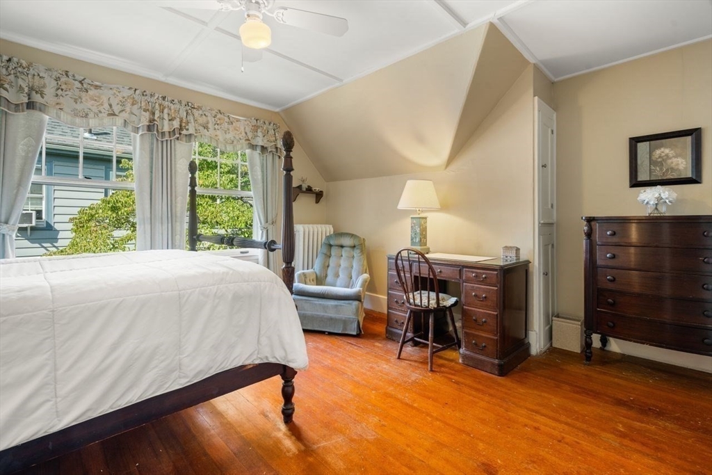 11 Hampden Street Property Photo 24