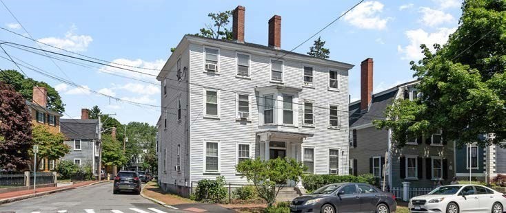 364-366 Essex Street Property Photo 3