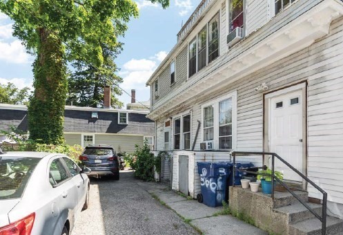 364-366 Essex Street Property Photo 6