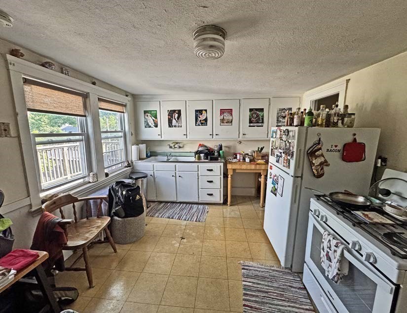 364-366 Essex Street Property Photo 16