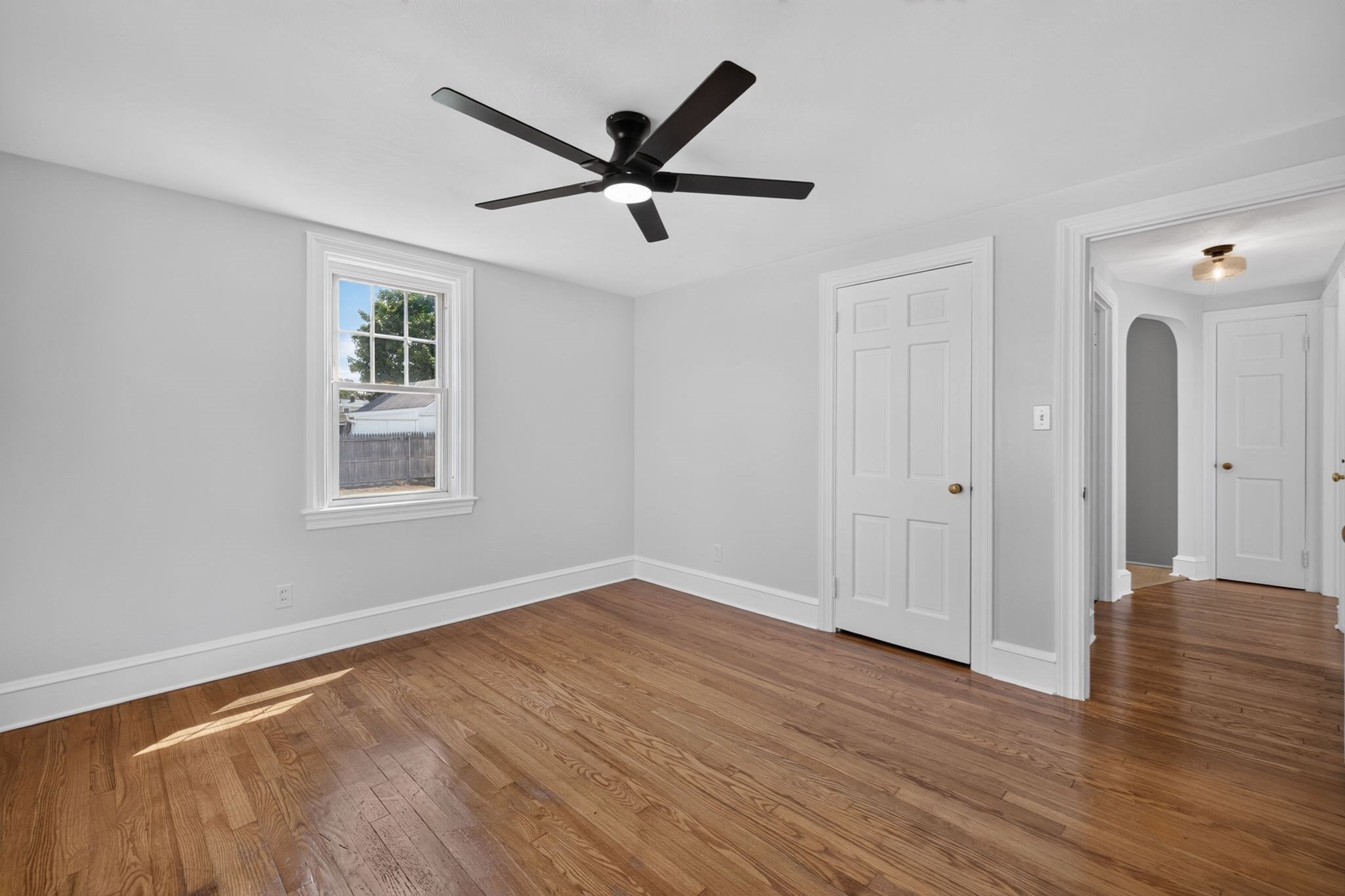 122 Dewey Ave Property Photo 27