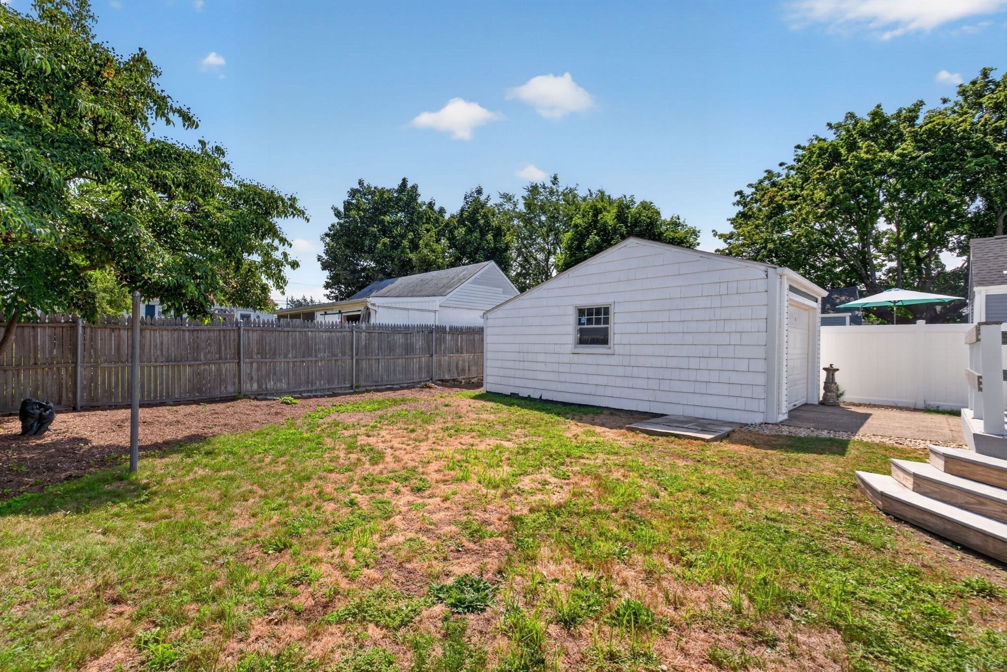 122 Dewey Ave Property Photo 41