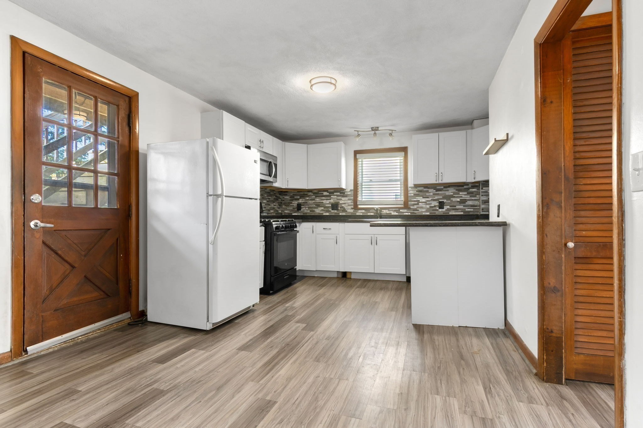 20 Shepherd St Property Photo 6