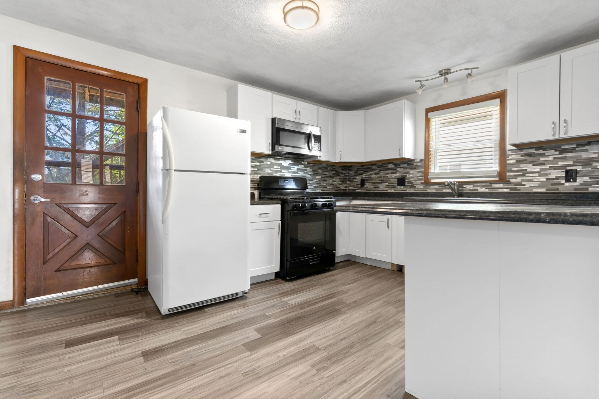 20 Shepherd St Property Photo 9