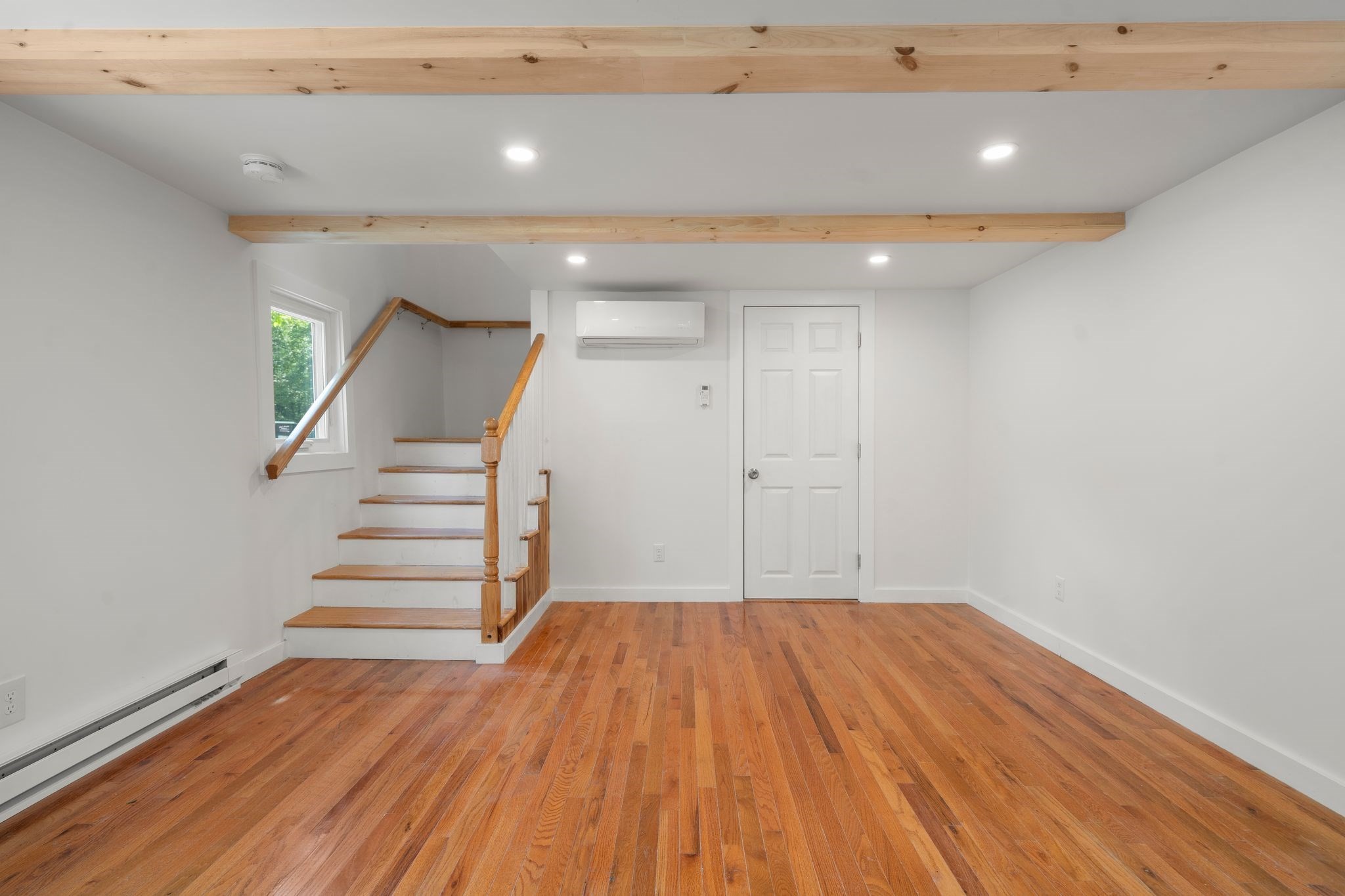 29 Sandwich Rd Property Photo 9