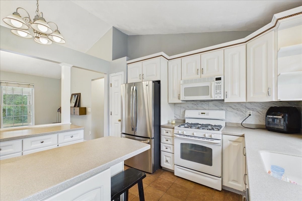 444 Lunns Way Property Photo 7