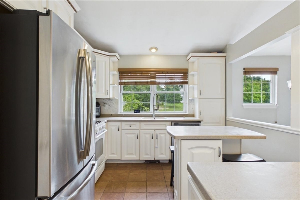 444 Lunns Way Property Photo 9