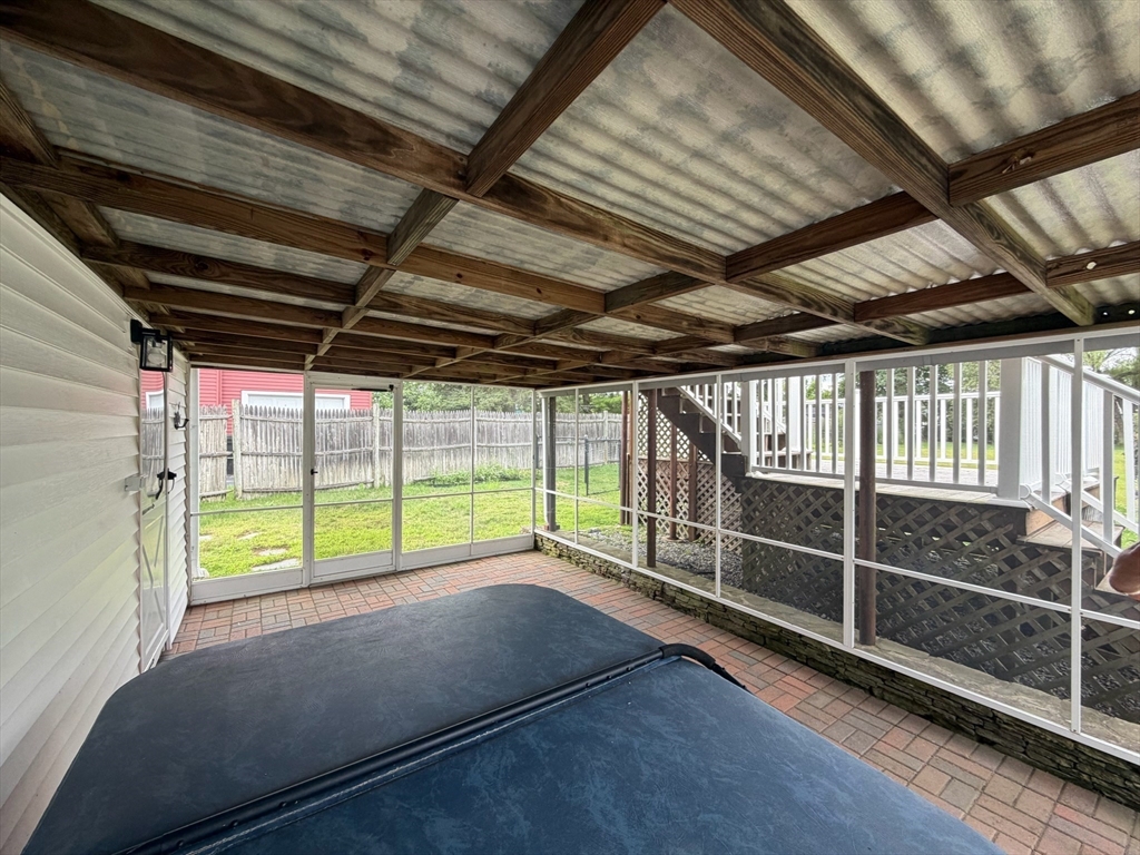 6 Canterbury Rd Property Photo 10