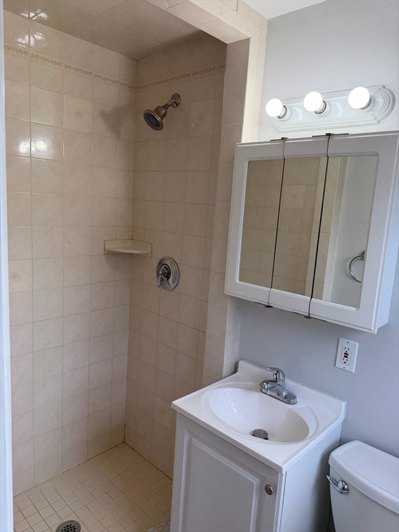 6 Canterbury Rd Property Photo 13