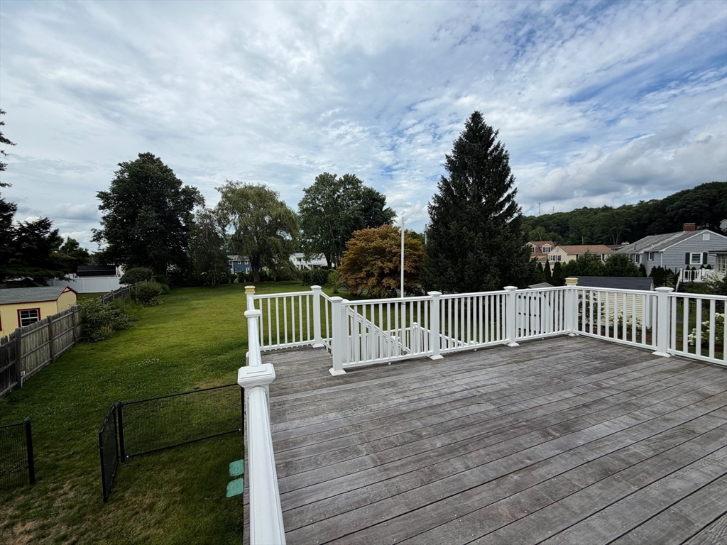 6 Canterbury Rd Property Photo 27