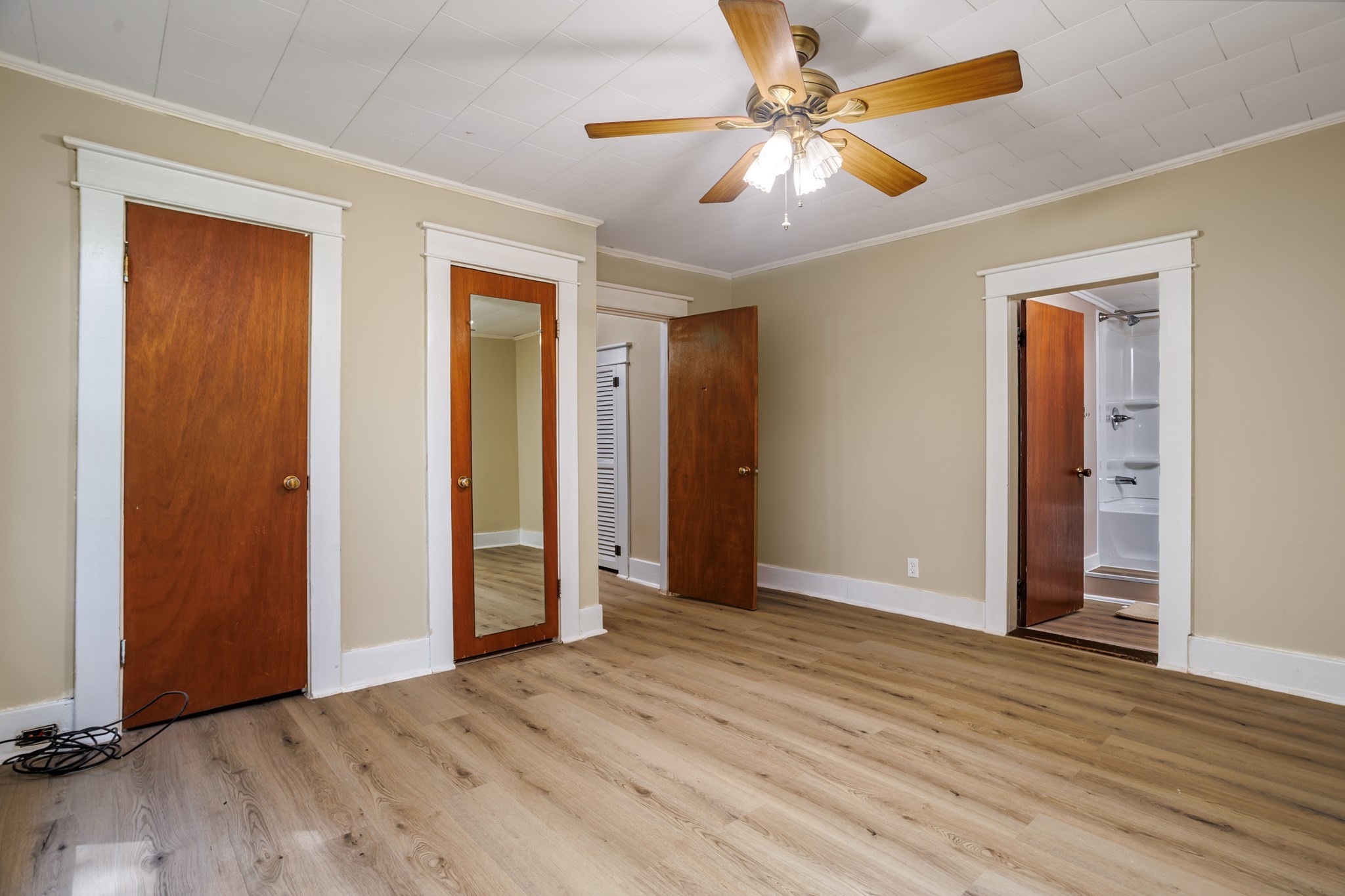 124 Highland Avenue Property Photo 11