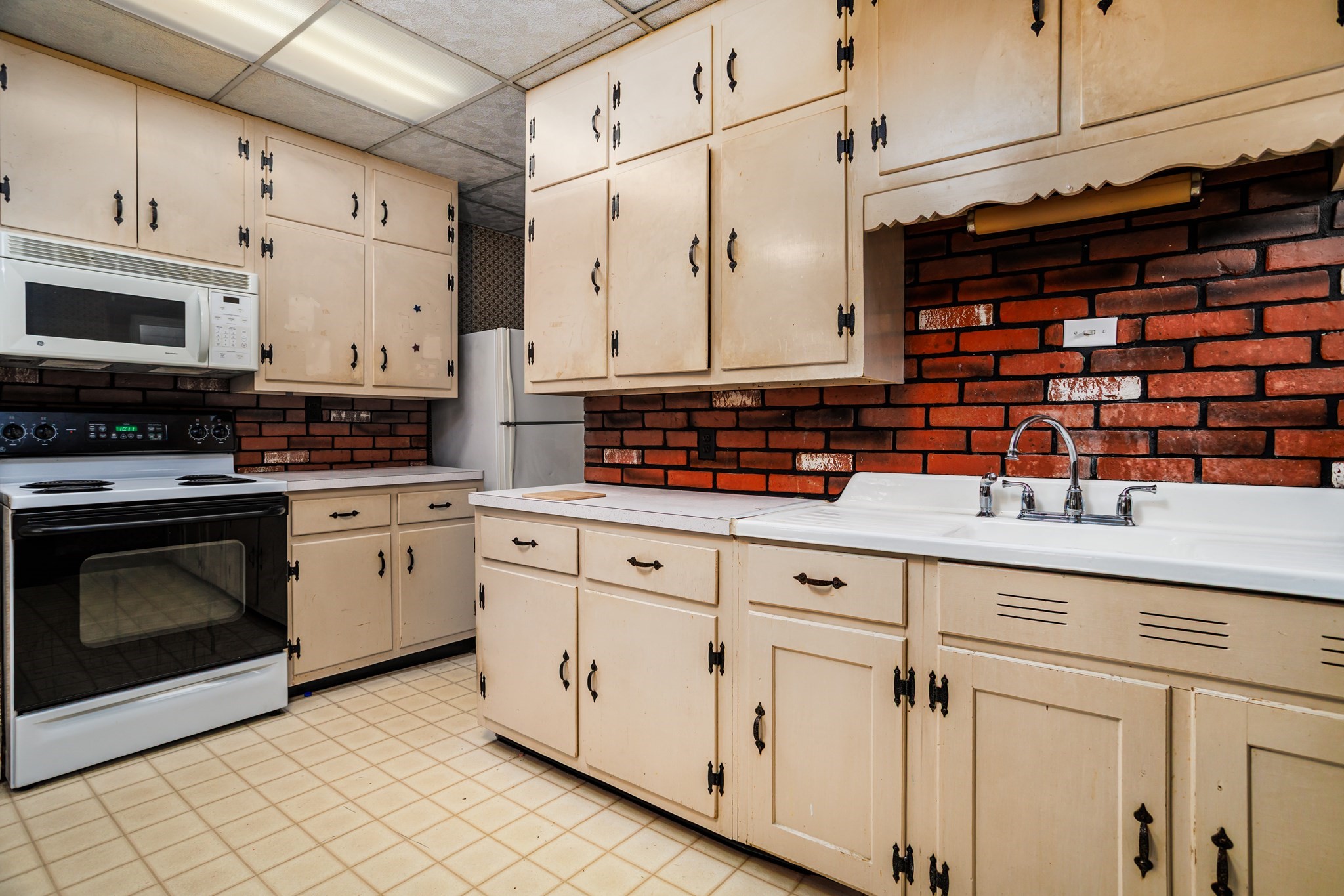 124 Highland Avenue Property Photo 16