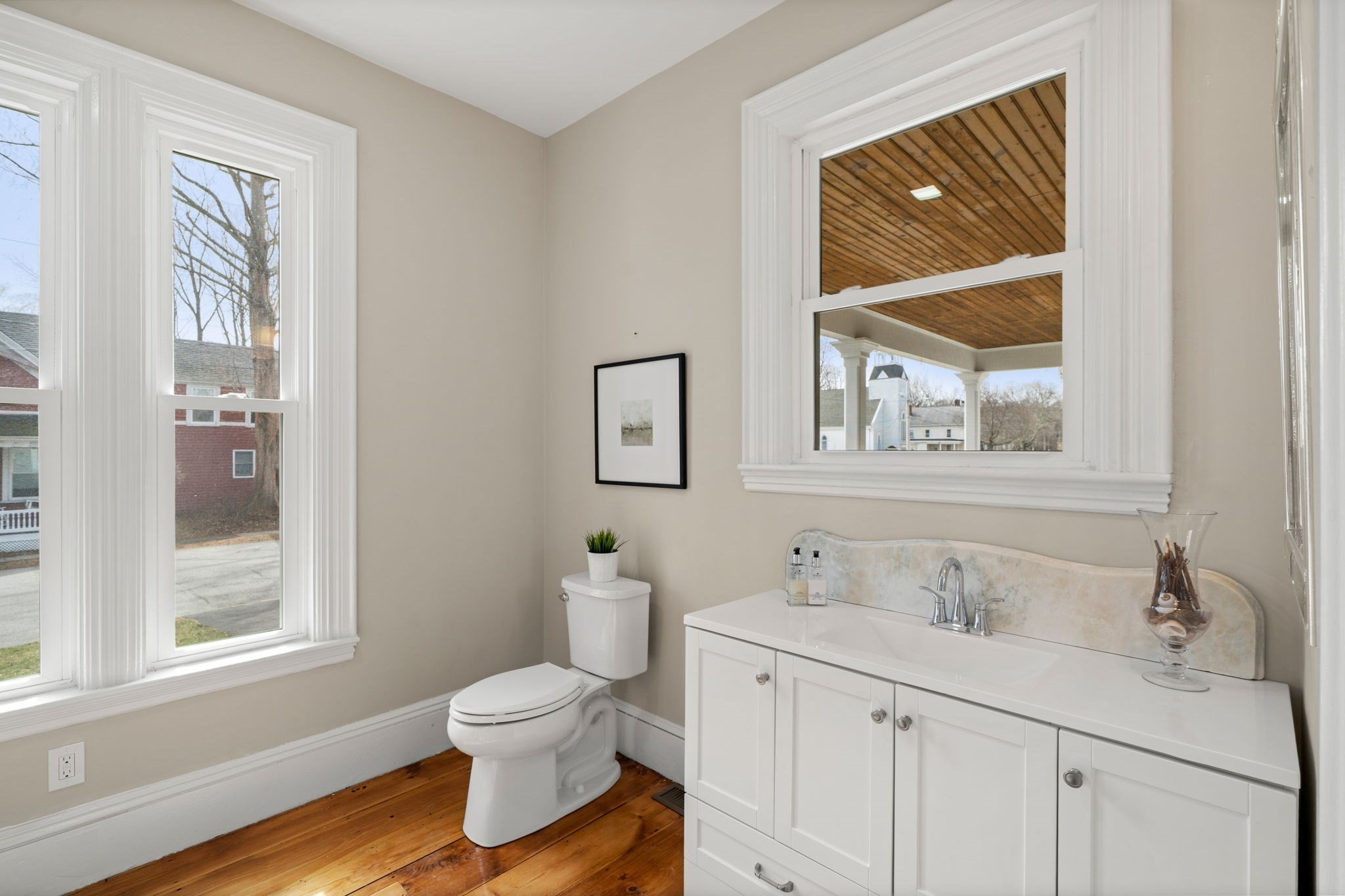 37 School Street Property Photo 15
