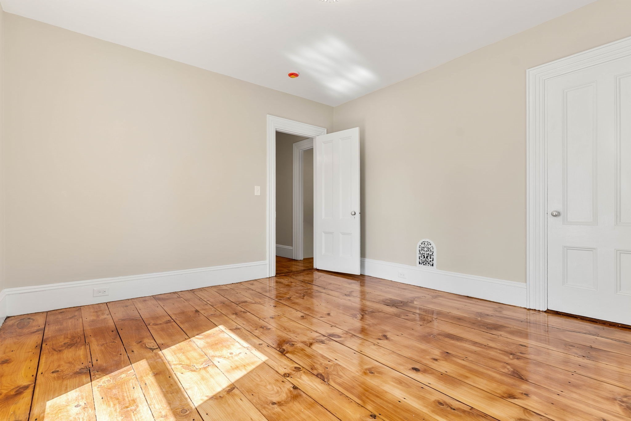 37 School Street Property Photo 32