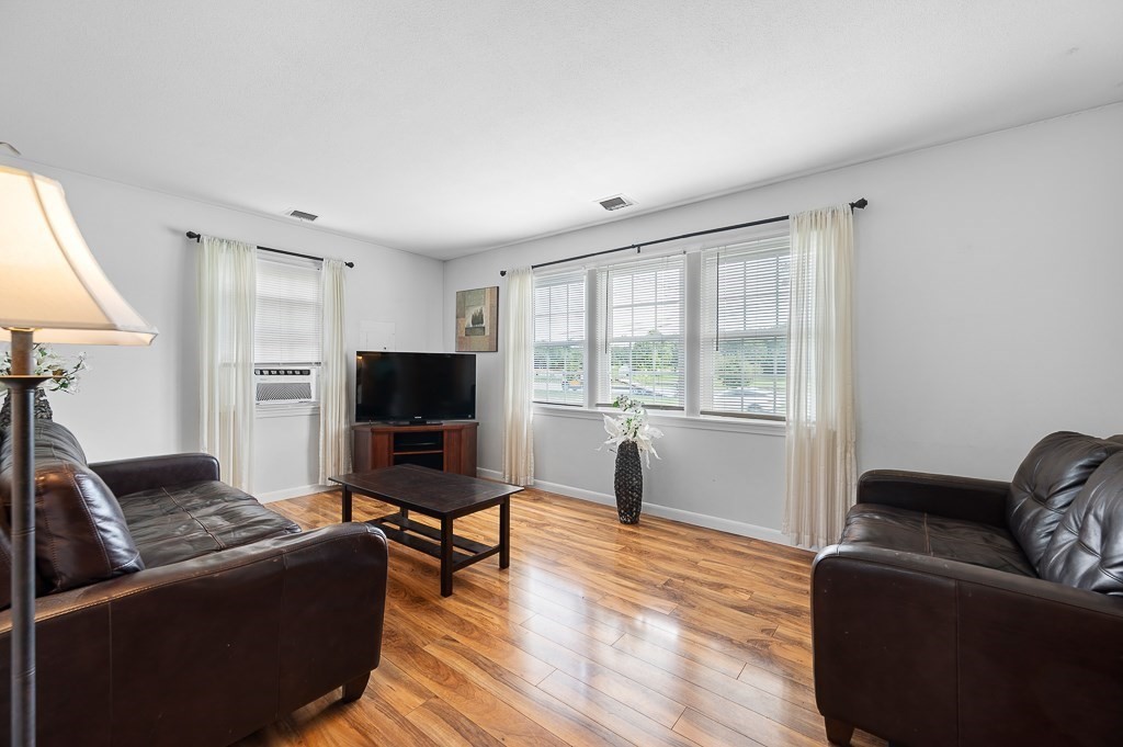 354-356 South Street Property Photo 8