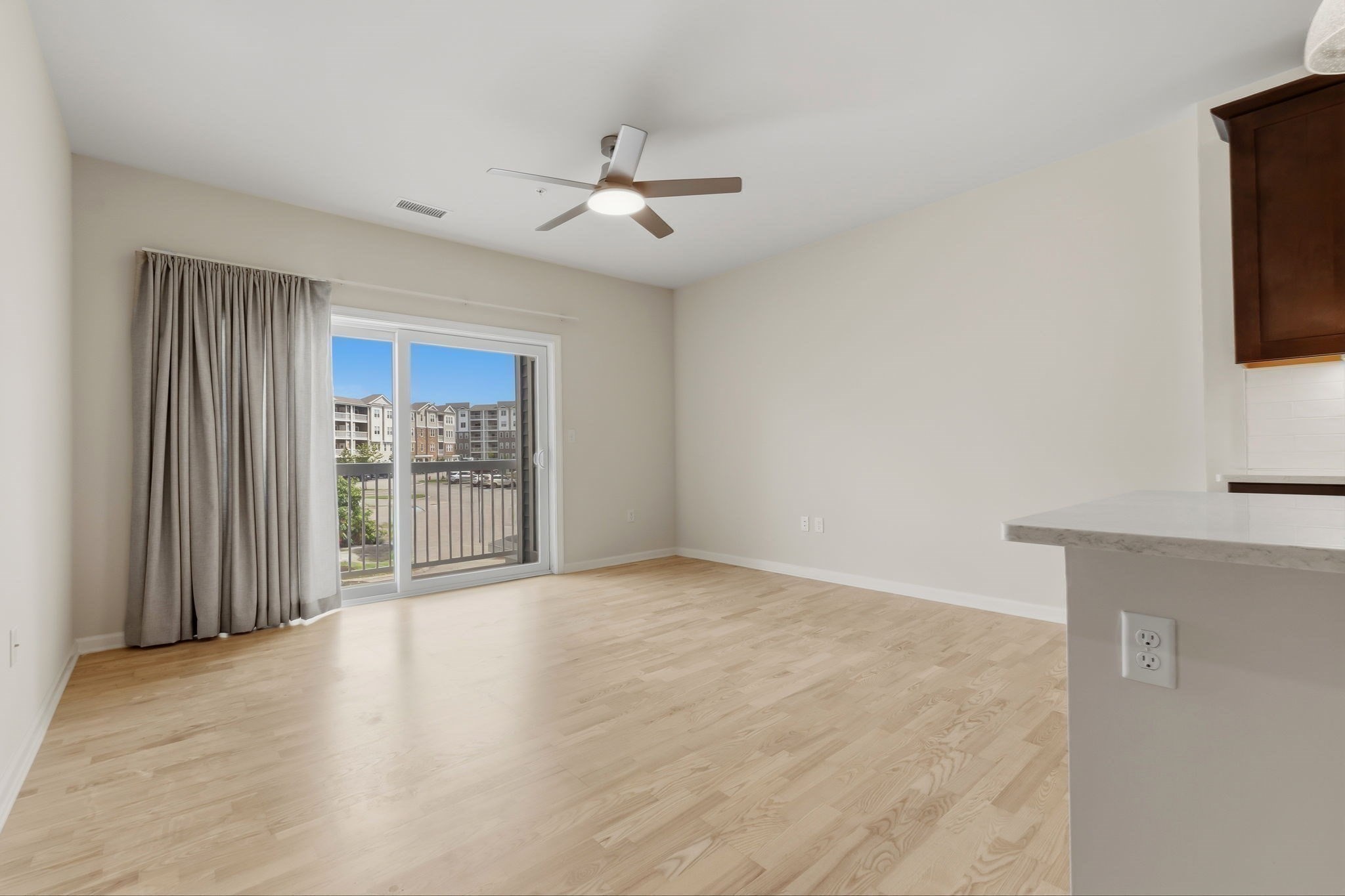 260 Martins Landing Way # 202 Property Photo 10