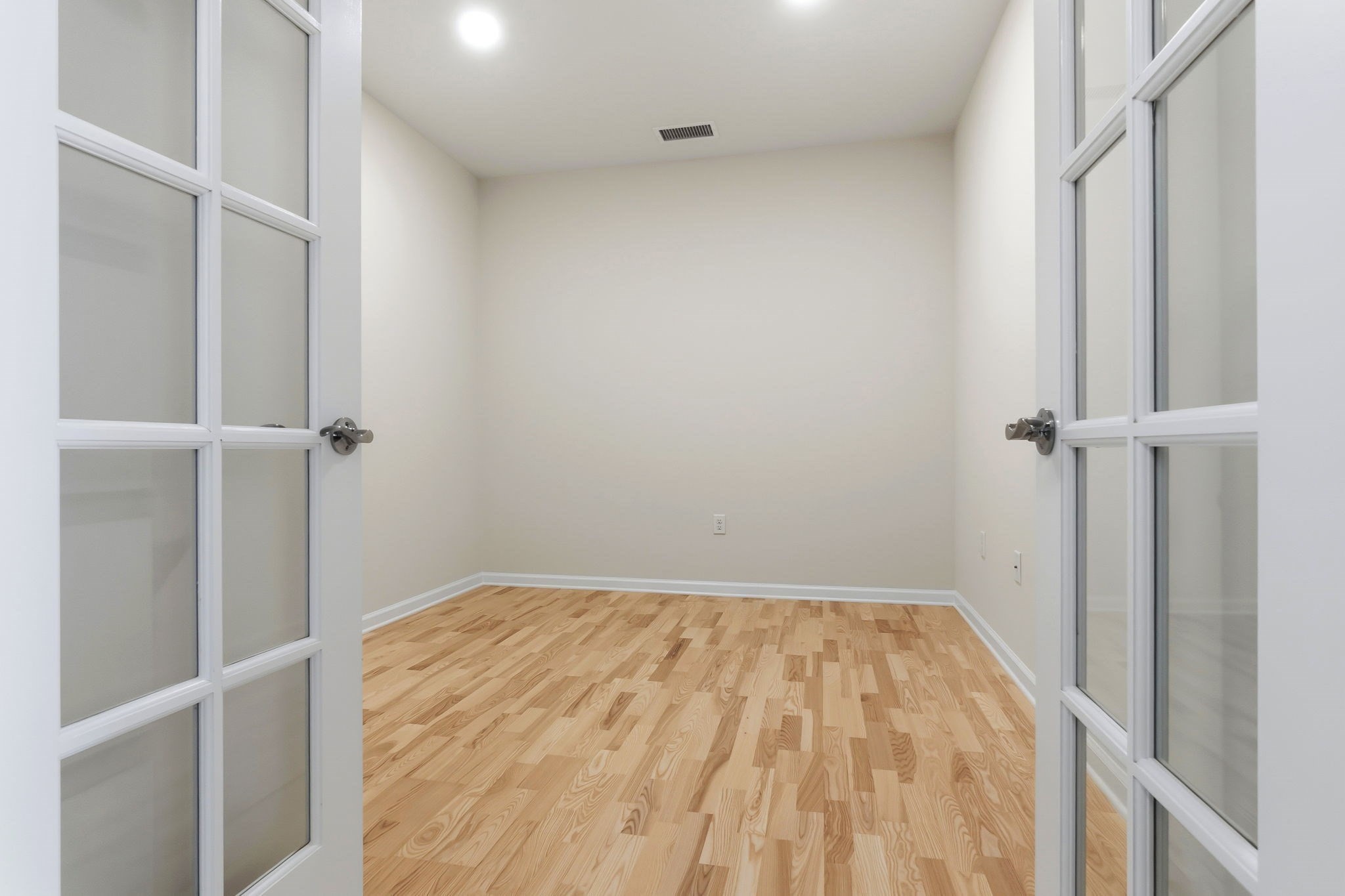 260 Martins Landing Way # 202 Property Photo 21