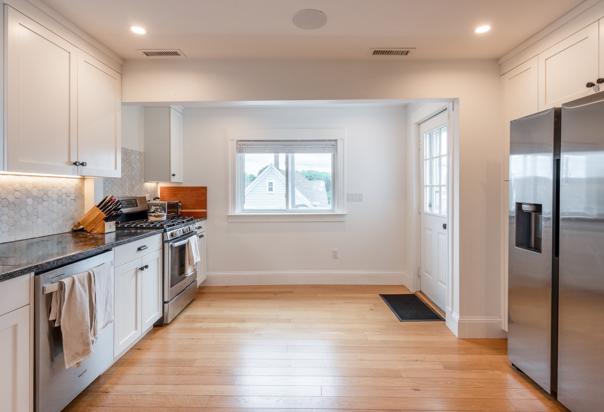 5 Ord Street Ct Property Photo 6