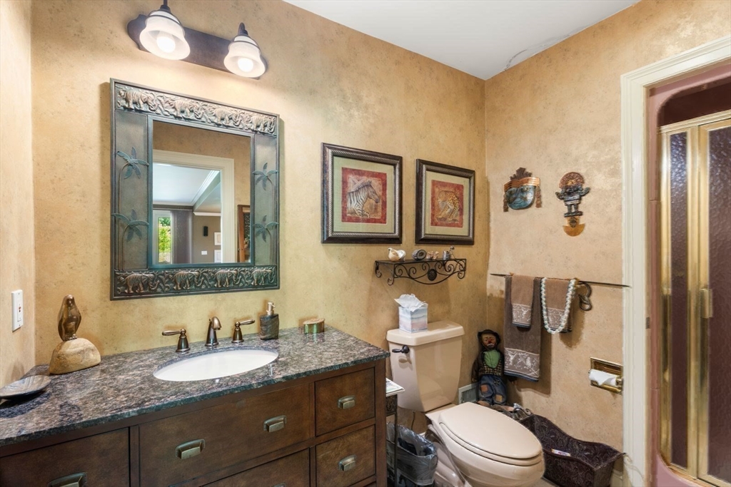 208 Country Club Way Property Photo 31