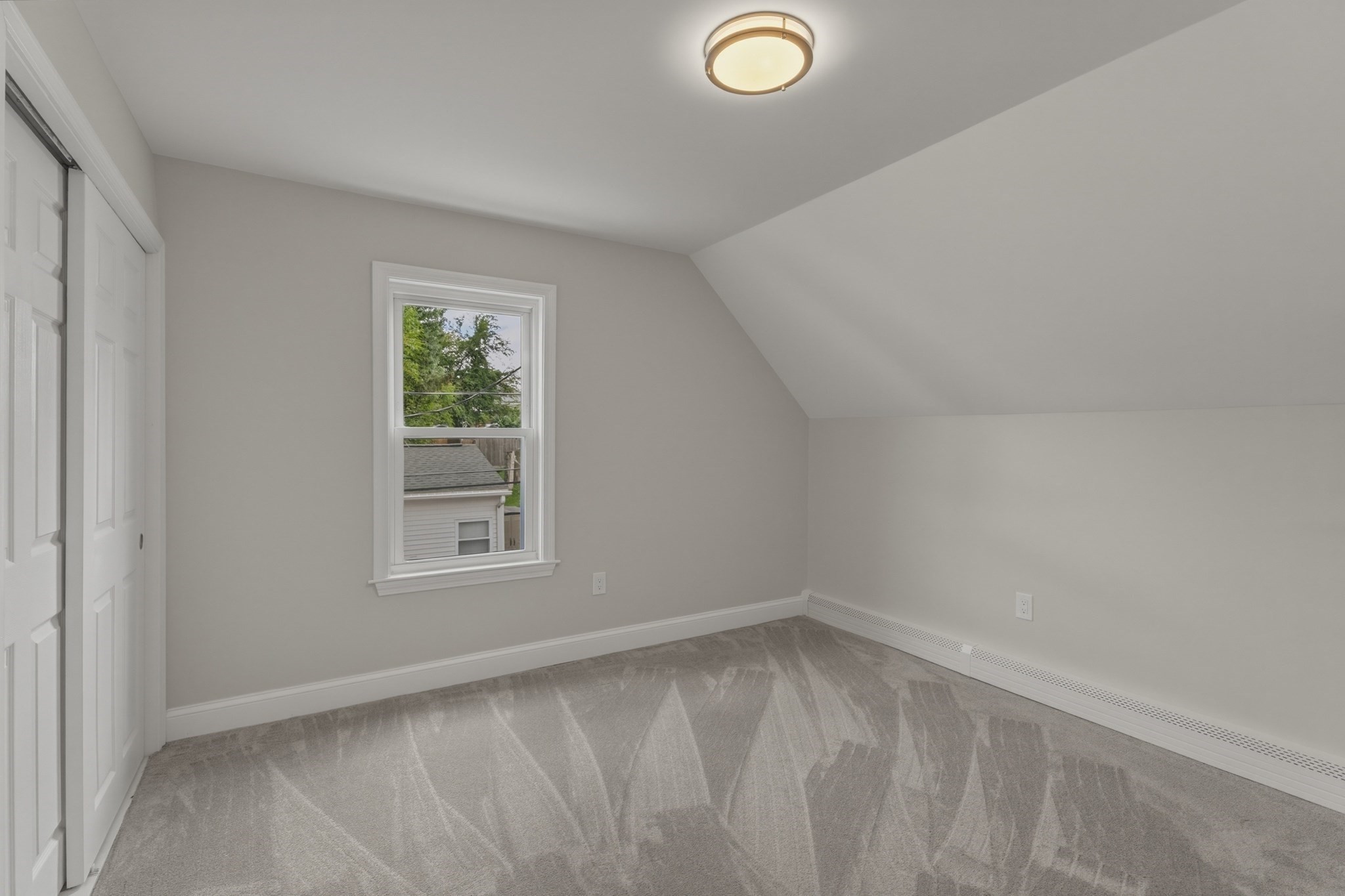 12 L St Property Photo 12