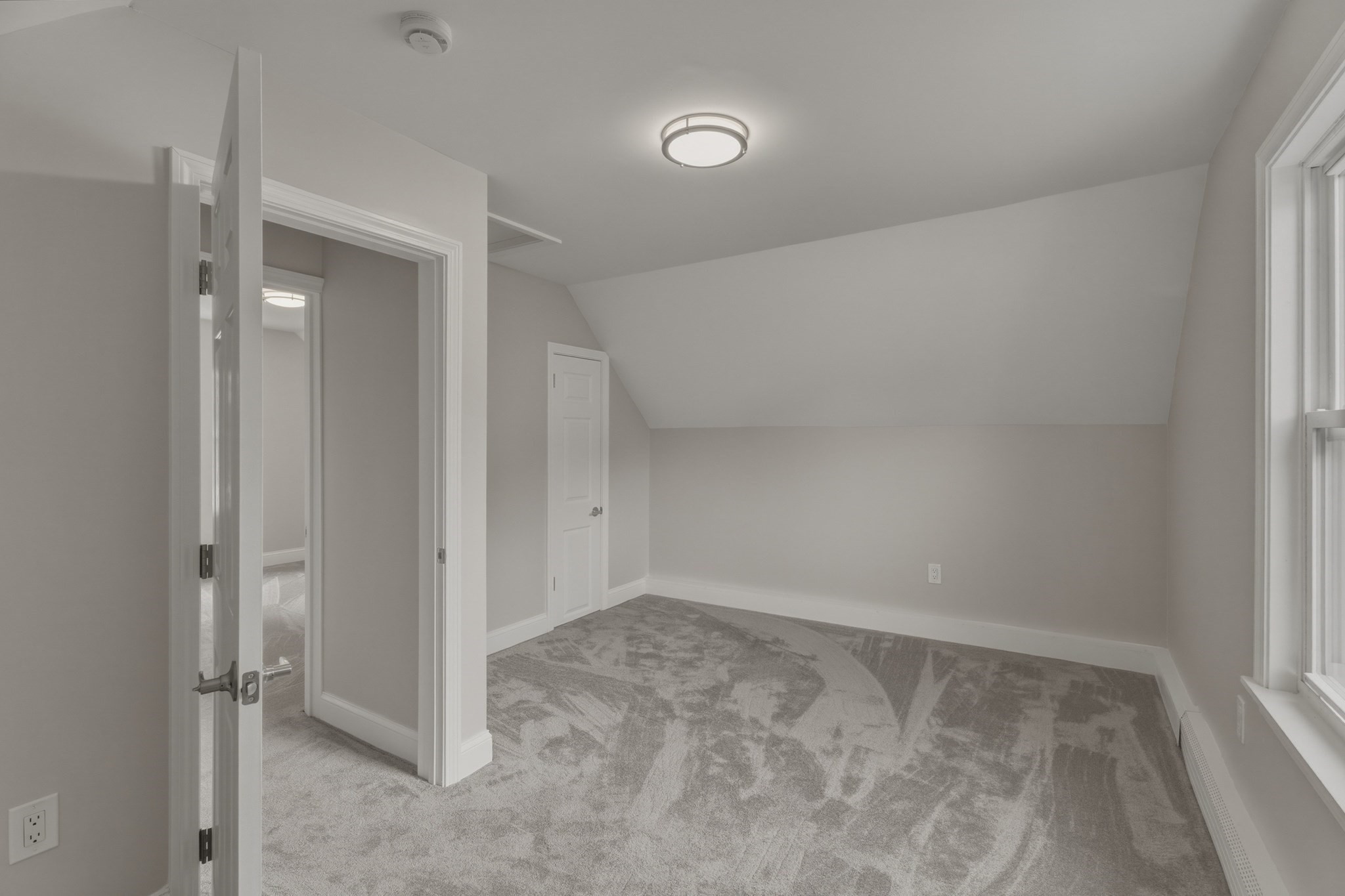 12 L St Property Photo 16