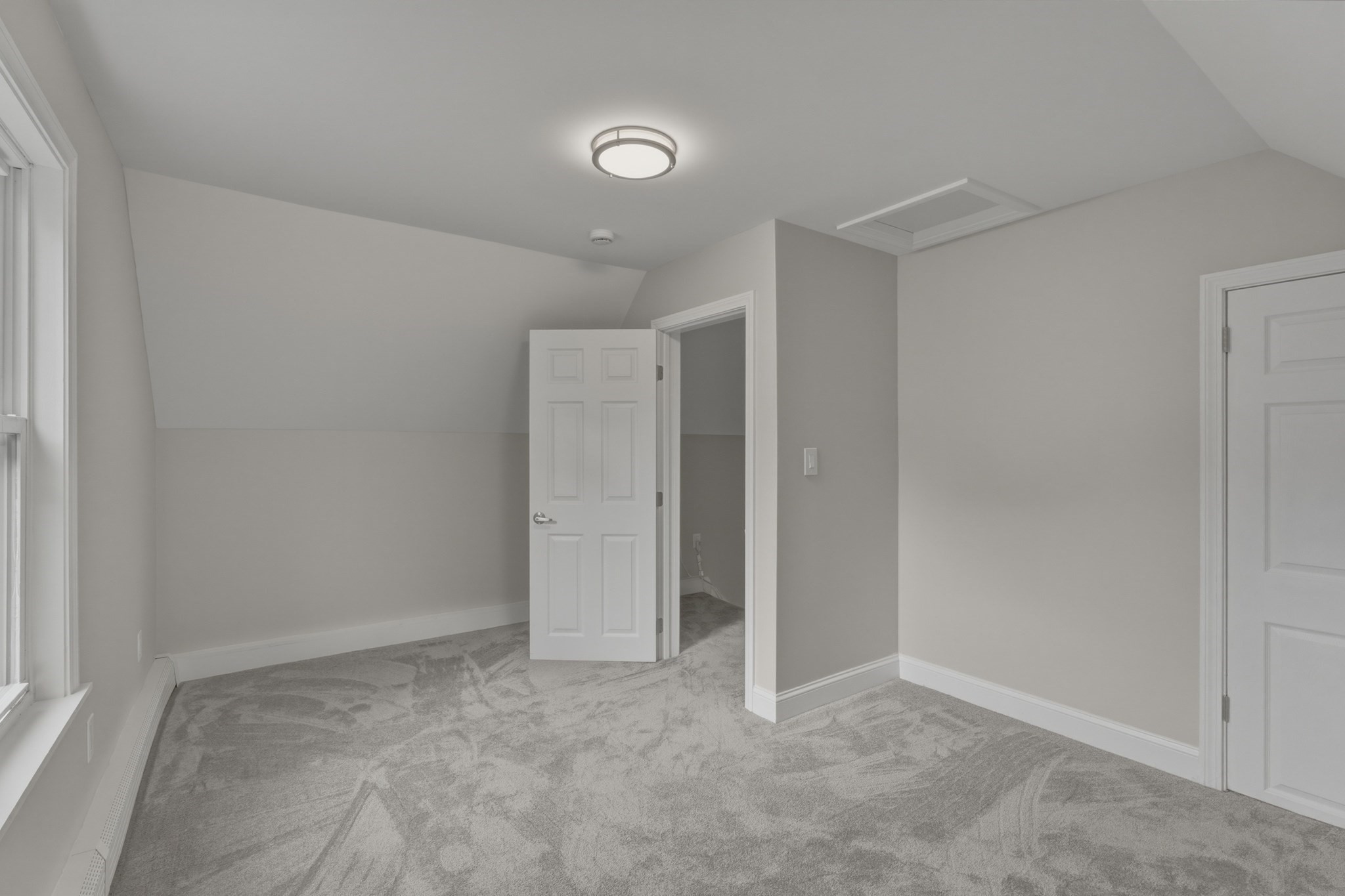 12 L St Property Photo 18