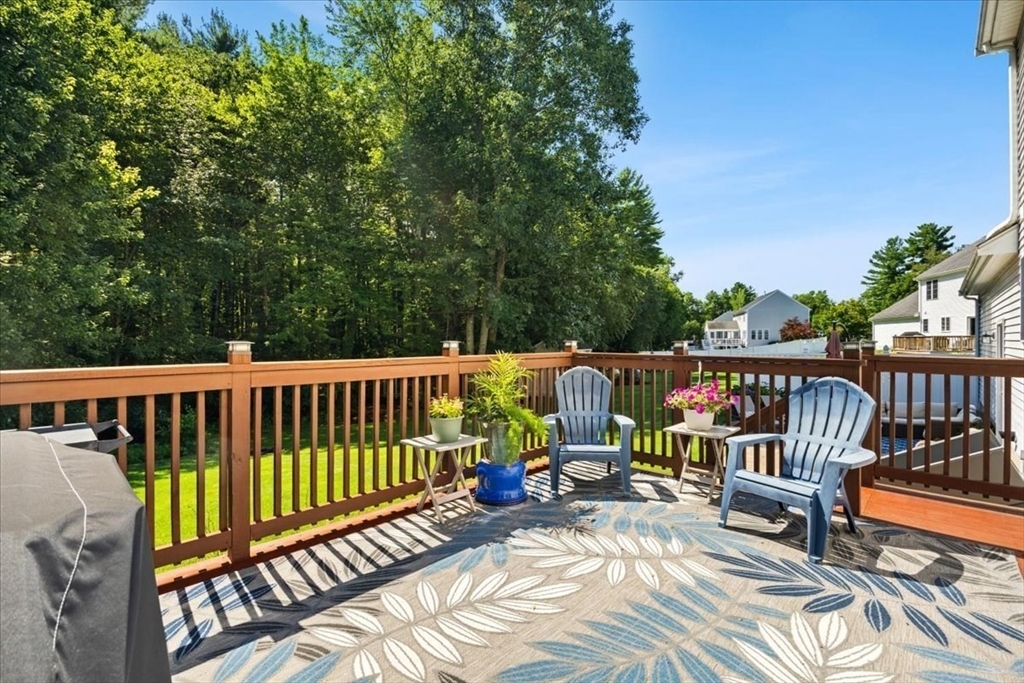44 Christina Drive Property Photo 10