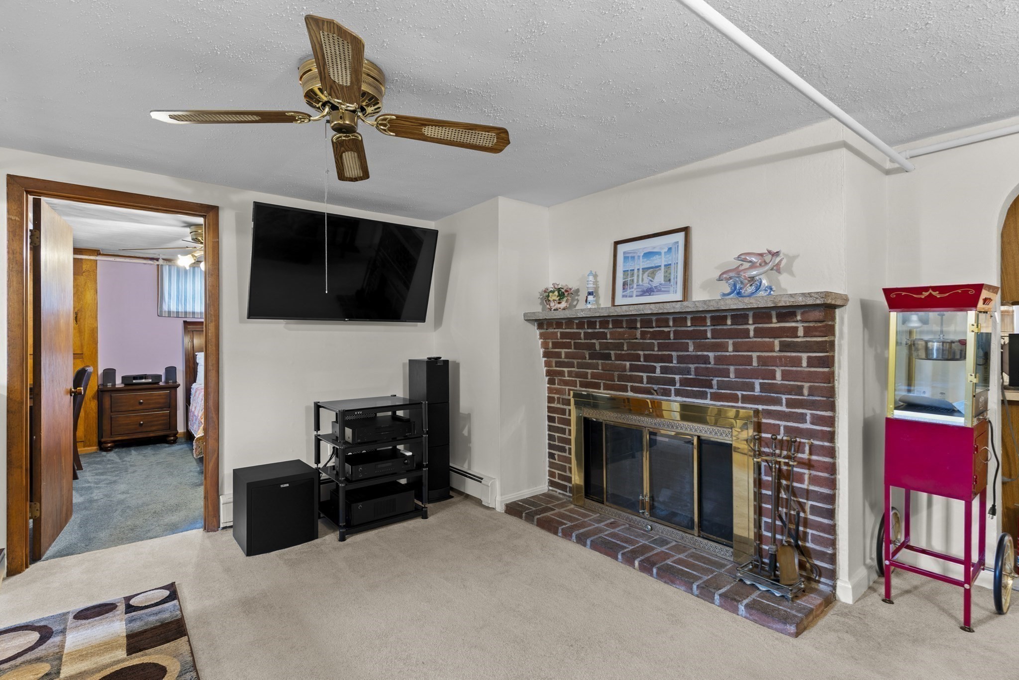 96 Loring Ave Property Photo 20