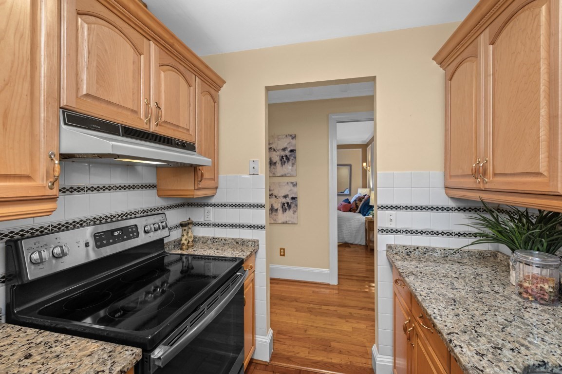 403 Marlborough St # 9 Property Photo 9