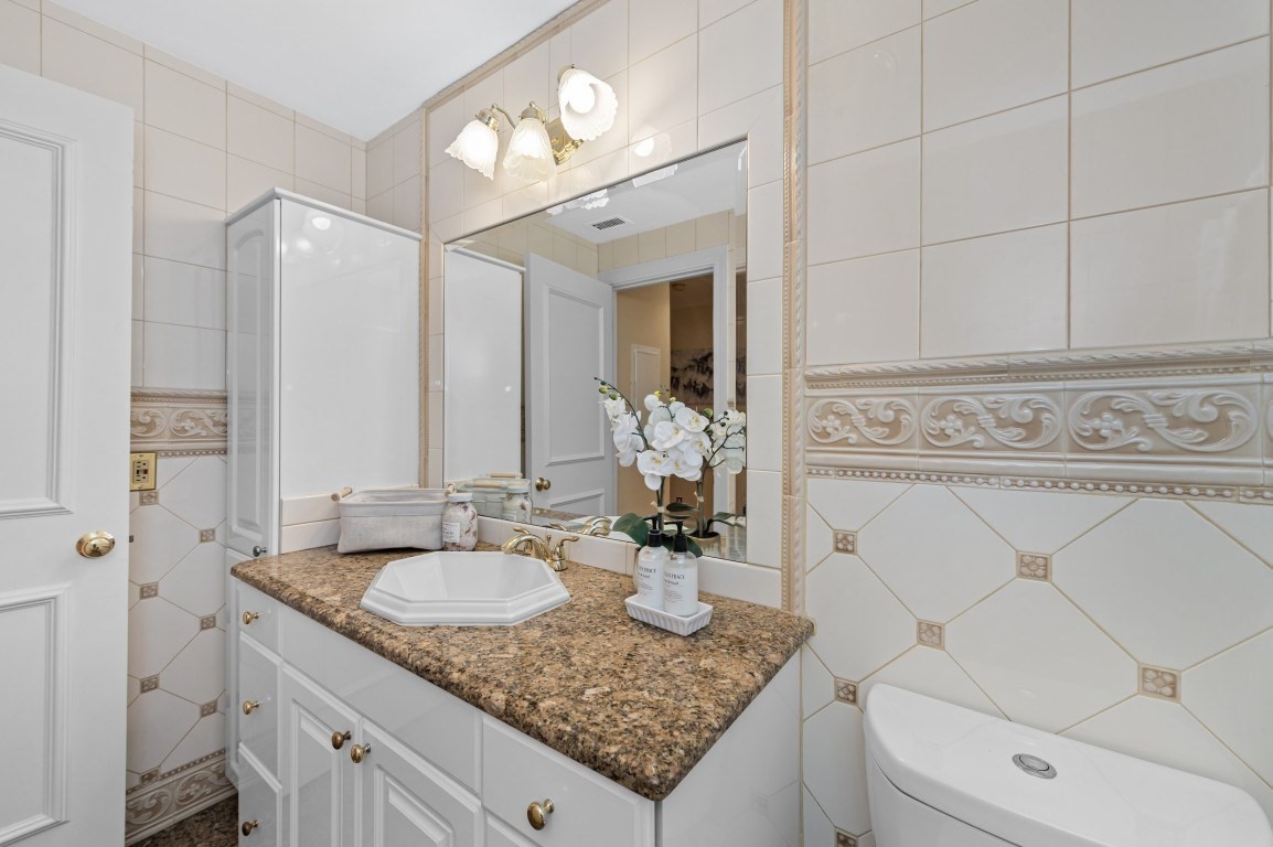 403 Marlborough St # 9 Property Photo 15