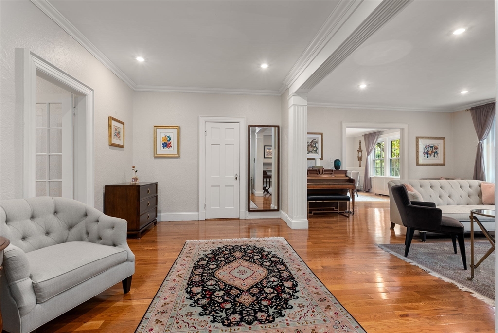 1272 Beacon Street # 2 Property Photo 3