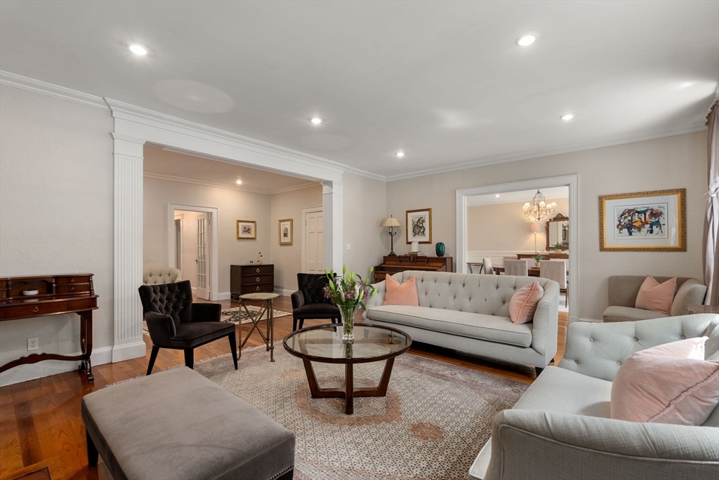 1272 Beacon Street # 2 Property Photo 7