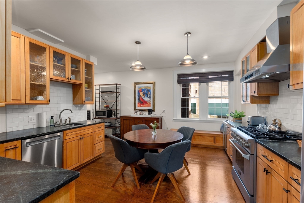 1272 Beacon Street # 2 Property Photo 11