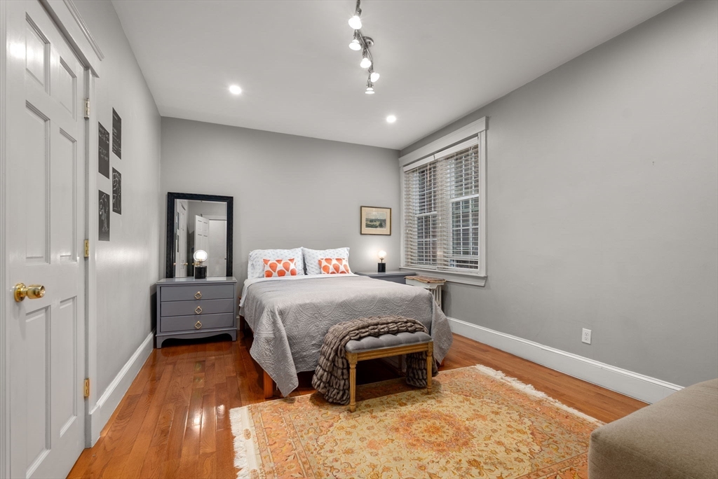 1272 Beacon Street # 2 Property Photo 15
