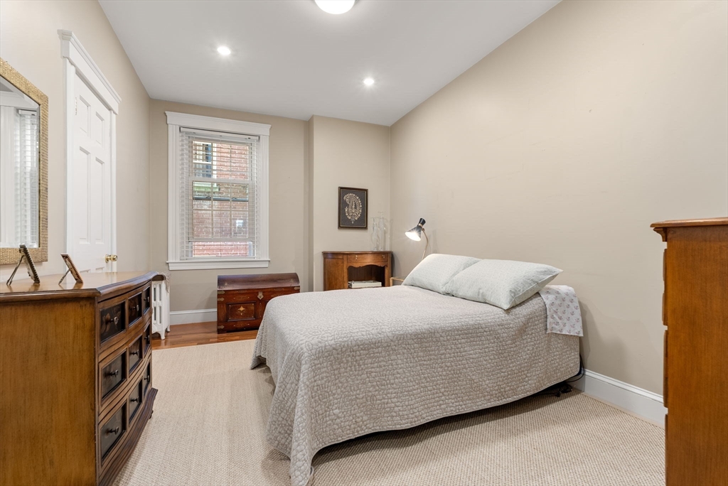 1272 Beacon Street # 2 Property Photo 16