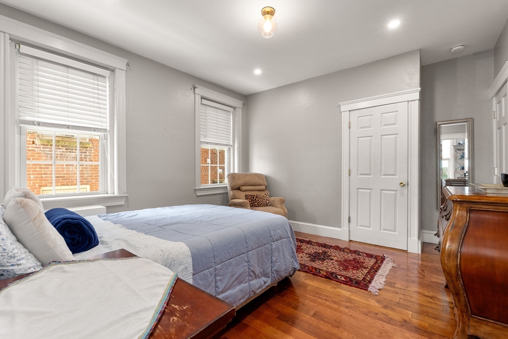 1272 Beacon Street # 2 Property Photo 19
