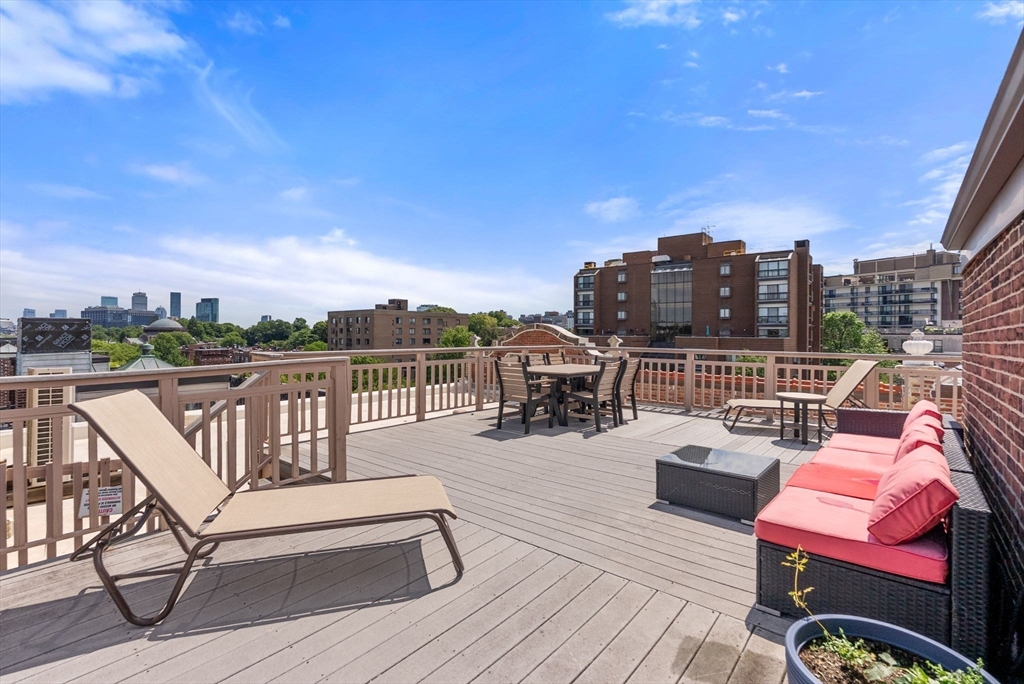 1272 Beacon Street # 2 Property Photo 24