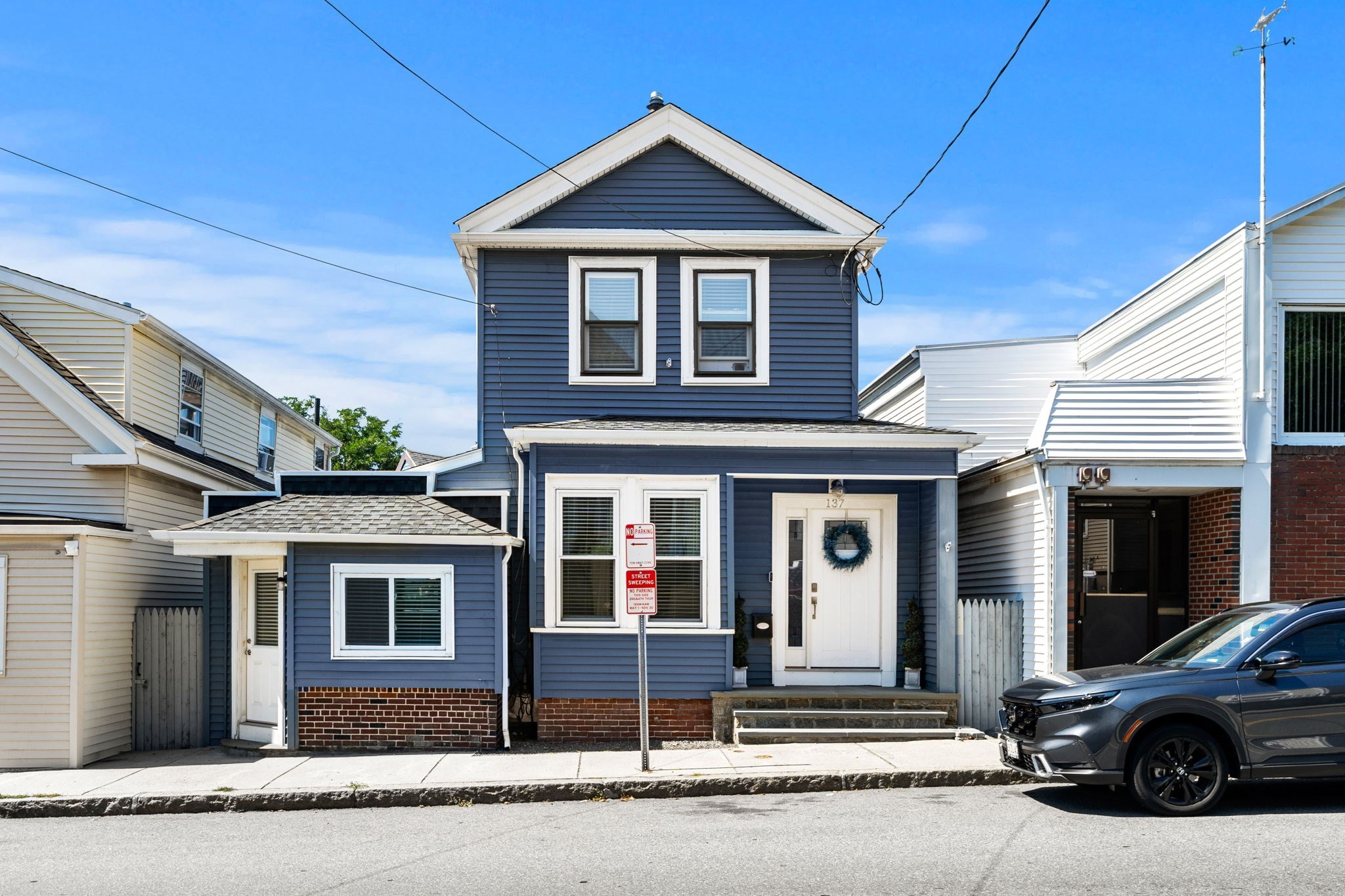 137 Prospect St. Property Photo 2