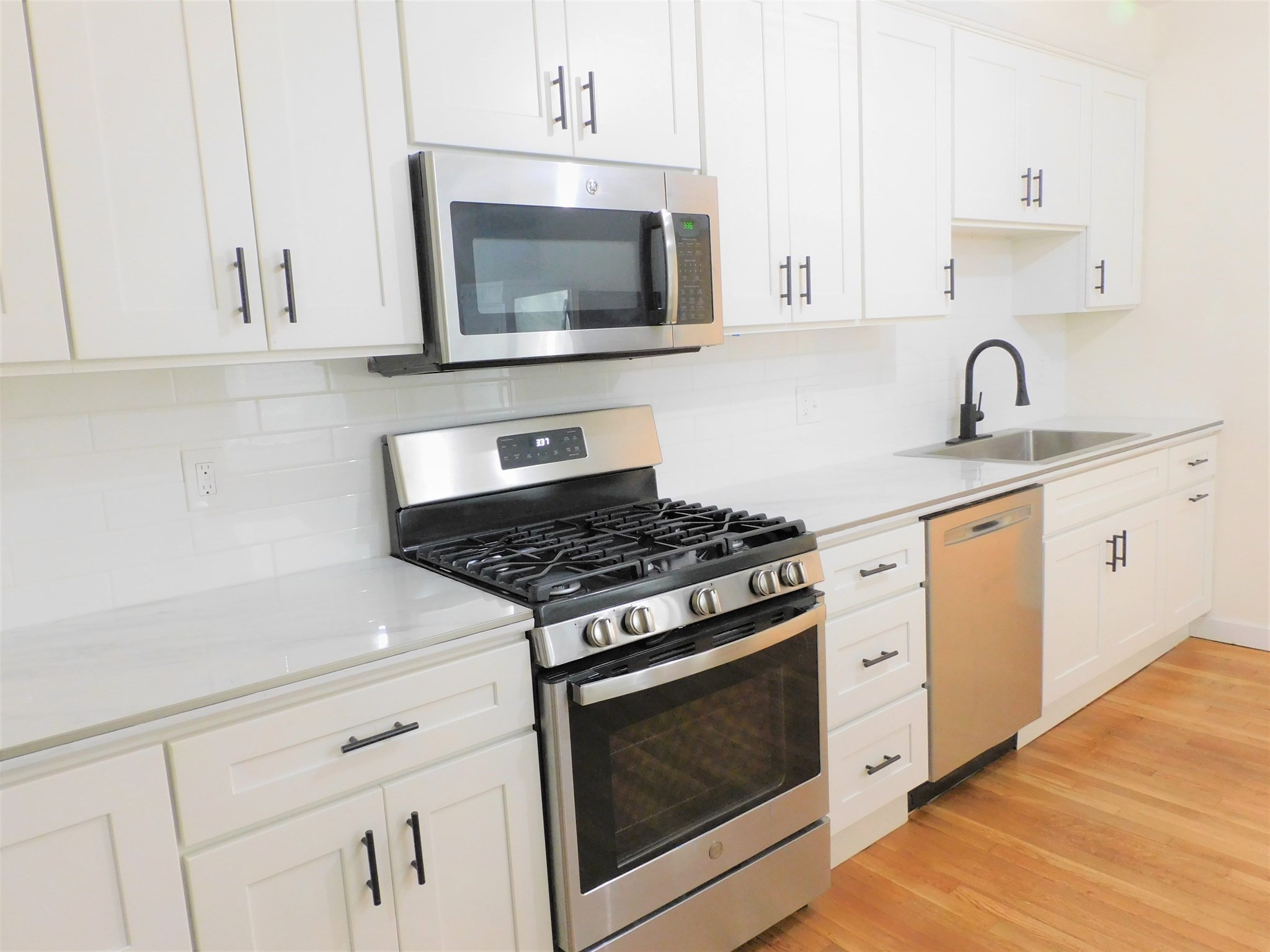 30 Jenkins St Property Photo 2