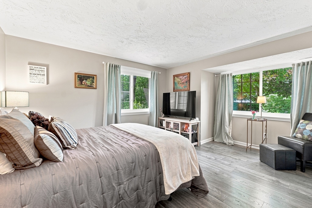 194 Washington St # B Property Photo 12