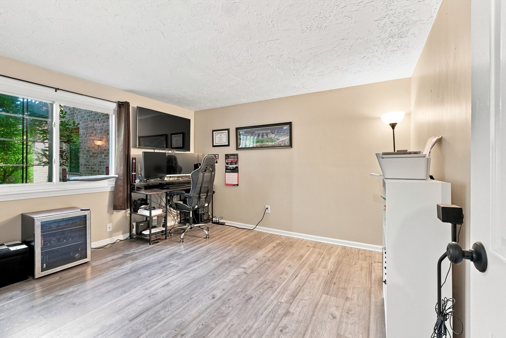 194 Washington St # B Property Photo 18