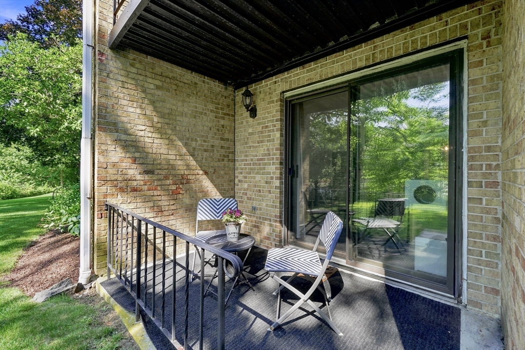 194 Washington St # B Property Photo 20