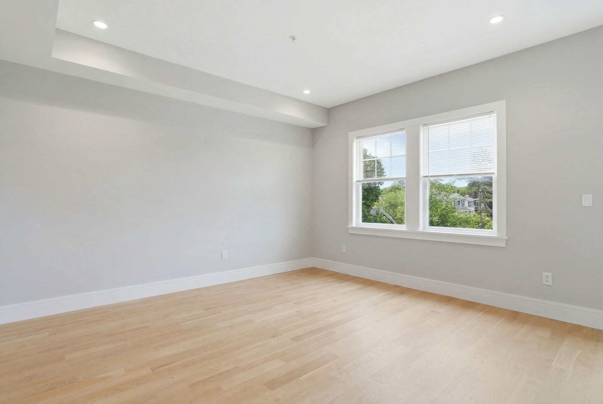 717 Centre Street Property Photo 7