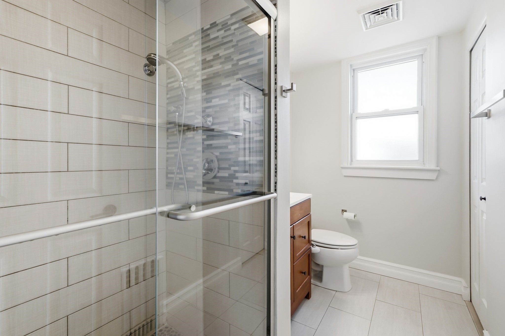 160 White St # 2 Property Photo 13