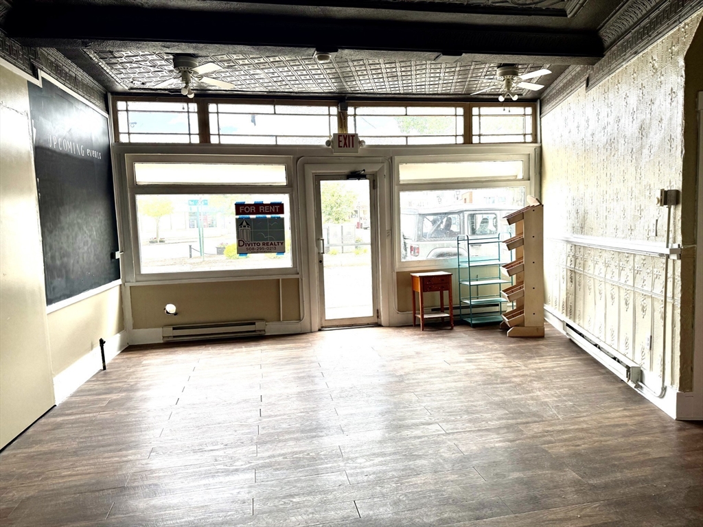 1 W Central # B Property Photo 7
