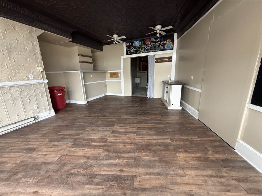 1 W Central # B Property Photo 8