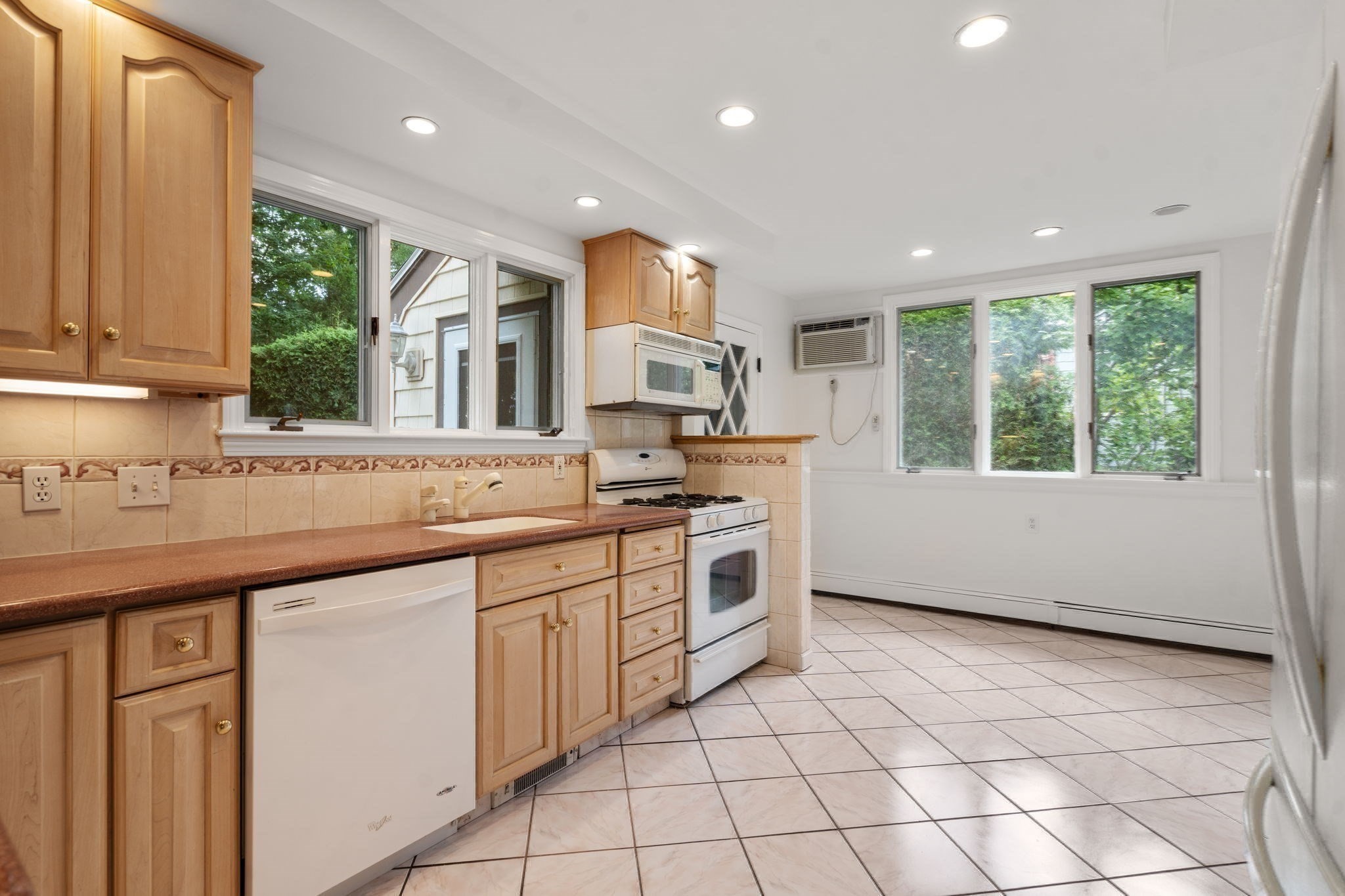 16 Douglas Road Property Photo 10